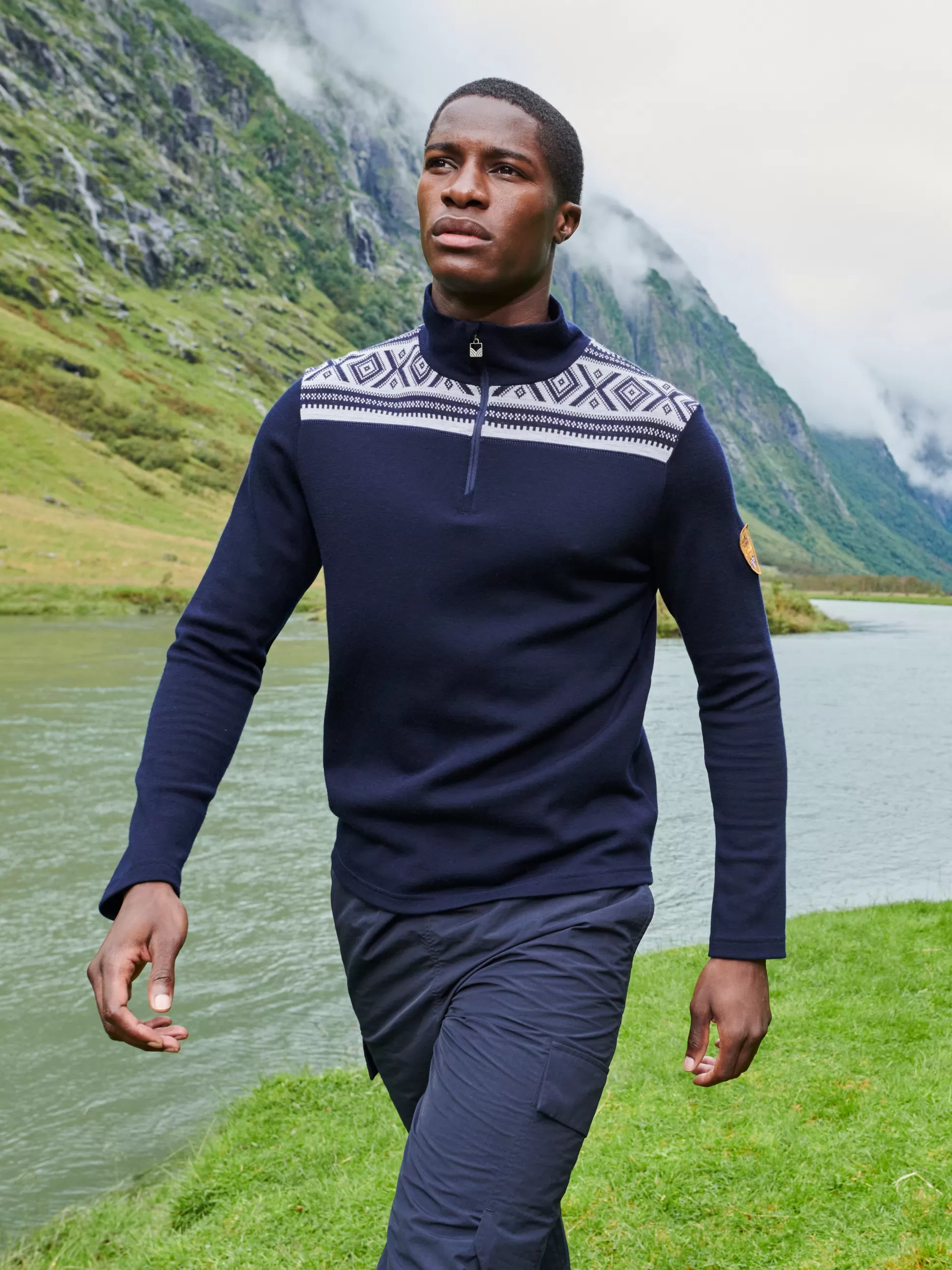 Dale of Norway Cortina Basic Men's Sweater - Superfine Merino Navy Offwhite Sale