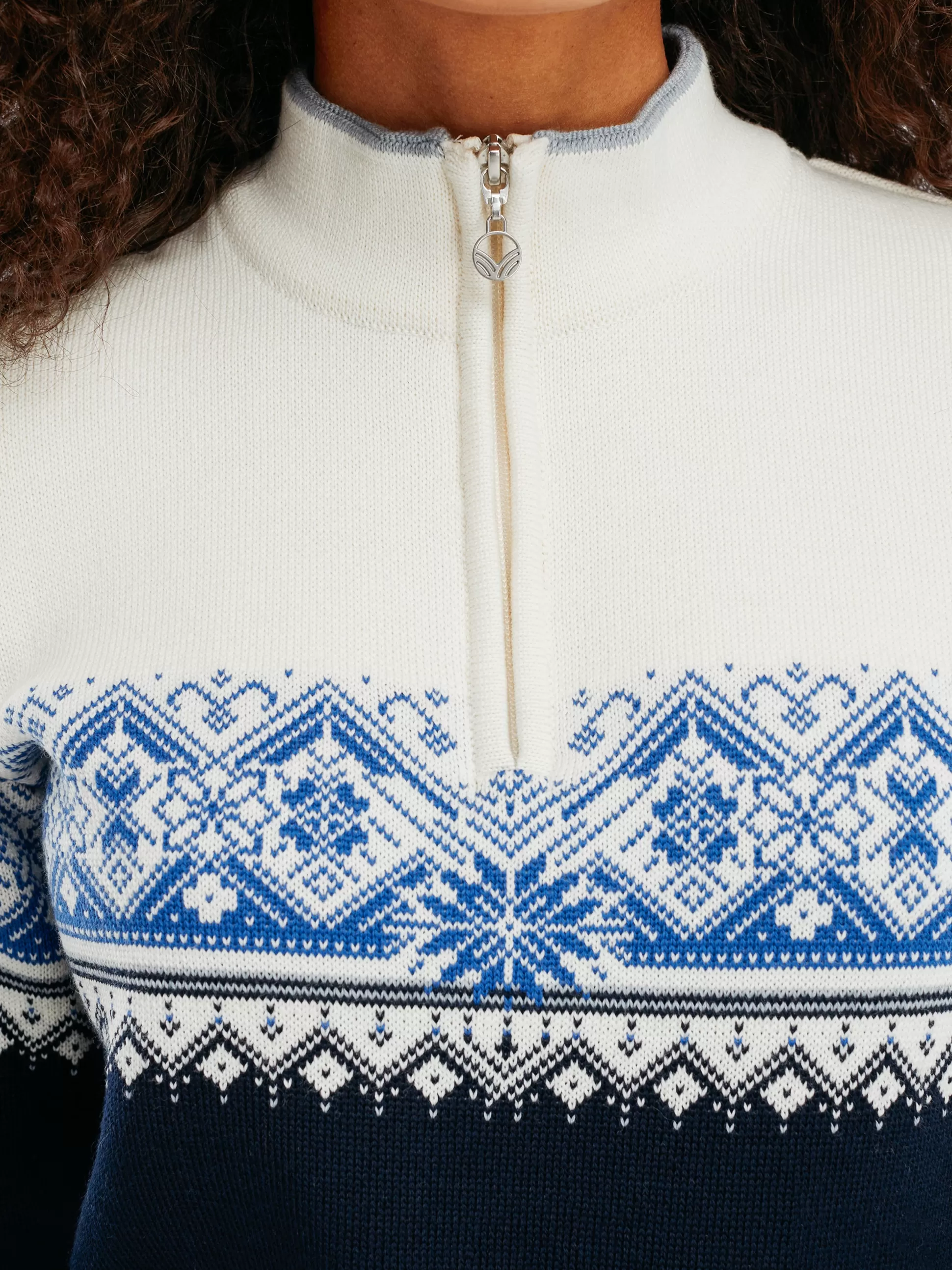 moritz_womens_sweater__merino_wool_3-3.webp Dale of Norway Moritz Women's Sweater - Merino Wool Navy White Ultramarine Store